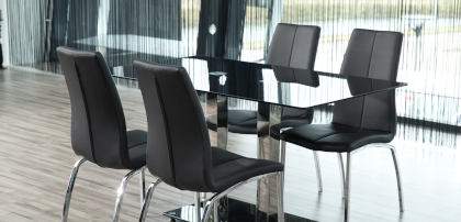 Krzesła tapicerowane czarne