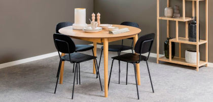 Stoły skandynawskie