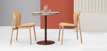 Krzesła drewniane do biurka