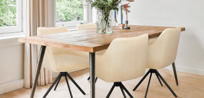 Krzesła tapicerowane beżowe