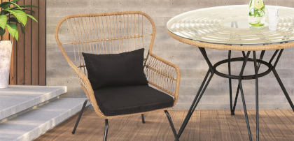 Krzesła rattanowe z podłokietnikami