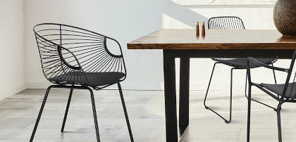 Krzesła industrialne do jadalni