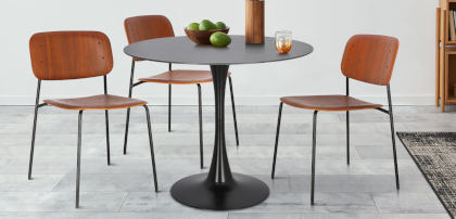 Stoły metalowe do salonu