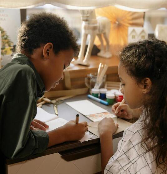 Jak urządzić pokój dla pierwszoklasisty? Aranżacje, inspiracje i pomysły