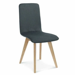 Krzesło do jadalni Fameg Cleo tapicerowane skóra naturalna dąb personalizowane nowoczesne