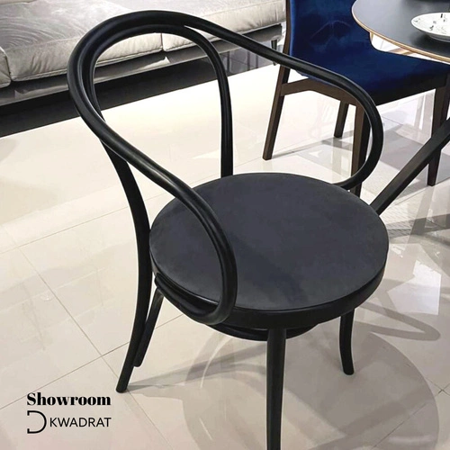 Krzesło drewniane tapicerowane Fameg B-9 personalizowane do jadalni lub kuchni retro