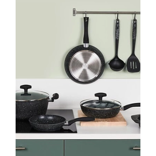 Patelnia aluminiowa kuta 20 cm czarna