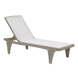 Leżak ogrodowy Tahiti SCAB Design nowoczesny technopolimerowy regulowany beżowy na taras