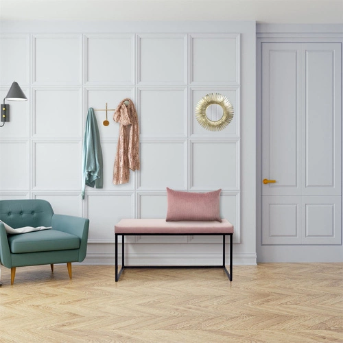 Ławka tapicerowana Donore różowa welurowa glamour do przedpokoju na czarnych nogach Intesi