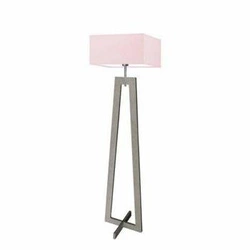 Lampa stojąca do salonu Jawa nowoczesna drewniana z jasnoróżowym abażurem Lysne 138 cm