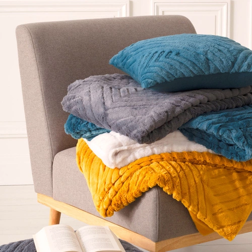 Nowoczesna narzuta 3D Losange na łóżko 180x230 cm szara flanela Atmosphera