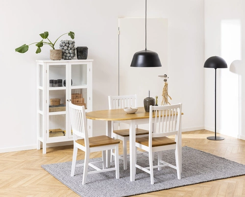 Krzesło drewniane Brisbane Actona białe patyczak skandynawski do jadalni i salonu