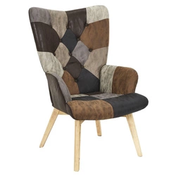 Fotel uszak Helsinki do salonu brązowy patchwork skandynawski z wysokimi nogami Intesi