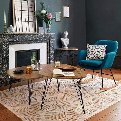 Stolik kawowy owalny Neile Atmosphera nowoczesny drewniany na metalowych nogach do salonu