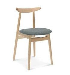 Krzesło do jadalni Fameg Finn drewniane tapicerowane skandynawskie personalizowane