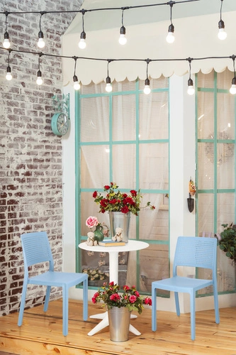 Krzesło ogrodowe z tworzywa sztucznego Emi niebieskie SCAB Design, sztaplowane, łatwe czyszczenie