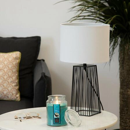 Świeca zapachowa Nina Atmosphera kokosowa w szklanym słoju morska do salonu 72h