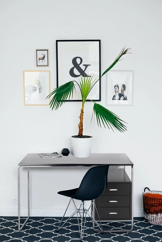 Biurko Thon czarne nowoczesne z szufladami do pracy i biura 120x60 cm Intesi