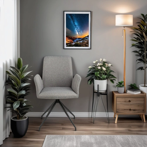 Krzesło do jadalni tapicerowane szare z podłokietnikami Naya Actona nowoczesne na czarnych nogach