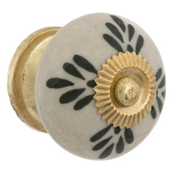 Dekoracyjne uchwyty / gałki do mebli Dayana