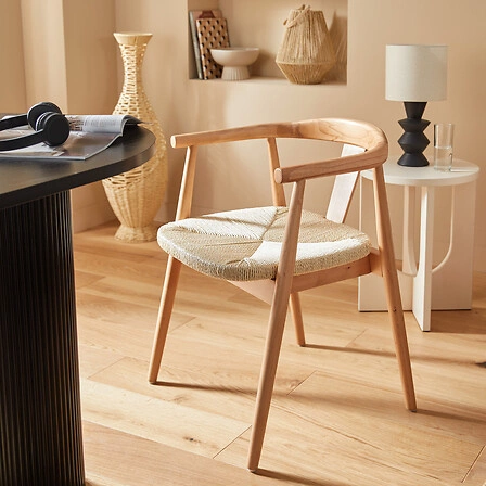 Krzesło drewniane Yamato Atmosphera do jadalni rustykalne z podłokietnikami bukowe