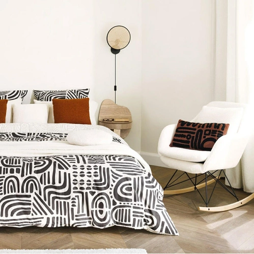 Fotel bujany Olmeto zielony velvet do salonu glamour wygodny fotel na biegunach z podłokietnikami