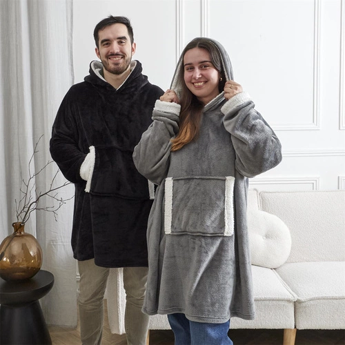Bluza ocieplana z kieszenią/snuddie czarna