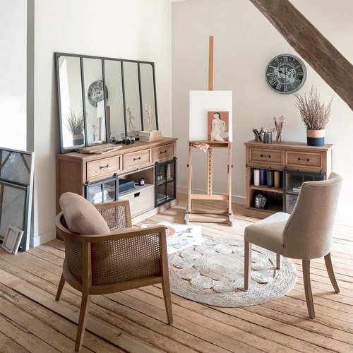 Krzesło tapicerowane Livia Atmosphera beżowe skandynawskie do jadalni z drewnianymi nogami