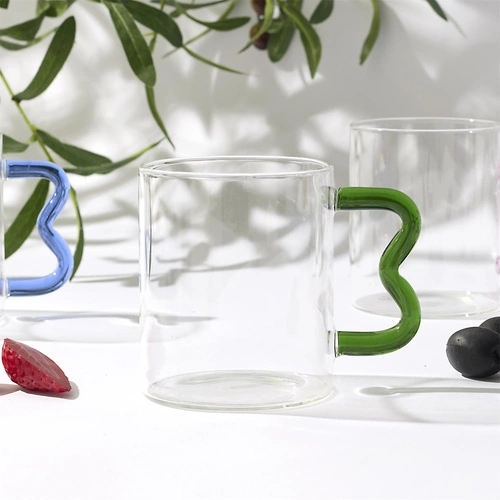 Kubek szklany Zig Zag Intesi 350 ml zielony kubek do kawy