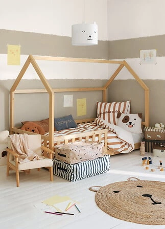 Poduszka dekoracyjna dziecięca Scott Atmosphera bouclé piesek biały do pokoju dziecka