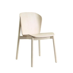 Krzesło drewniane Finn SCAB Design białe nowoczesne do jadalni sztaplowane retro